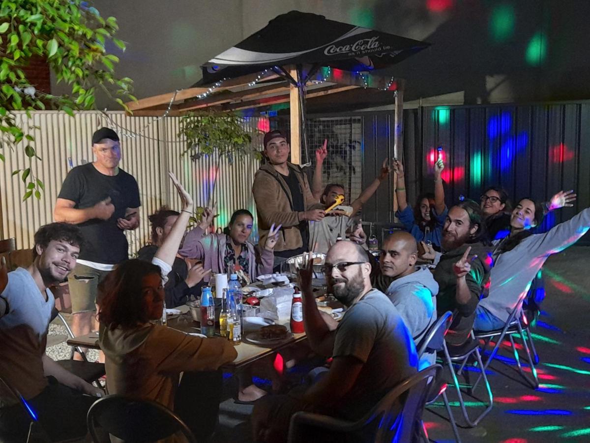 Ozi Inn Backpackers - Perth - Esterno foto