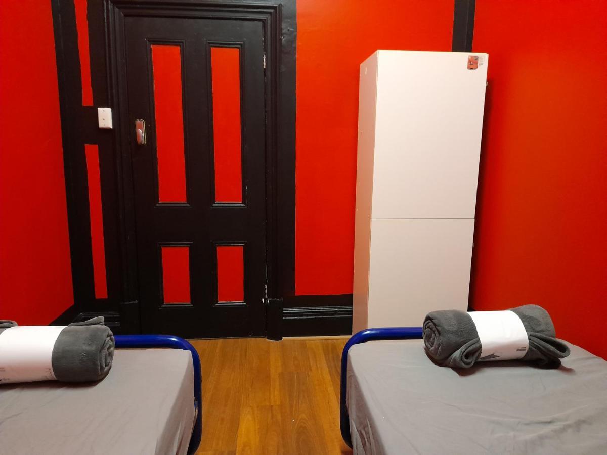 Ozi Inn Backpackers - Perth - Esterno foto