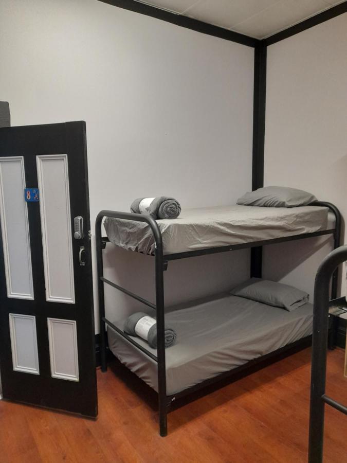 Ozi Inn Backpackers - Perth - Esterno foto