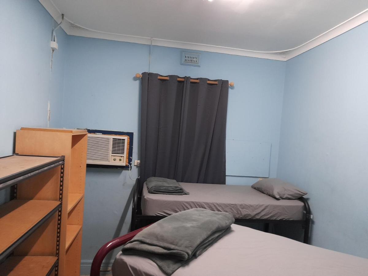 Ozi Inn Backpackers - Perth - Esterno foto